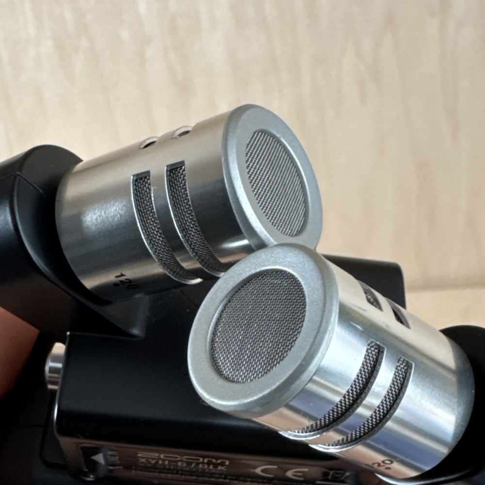 Zoom H6 Handheld Digital Recorder XLR In USB Interface Battery-Powered