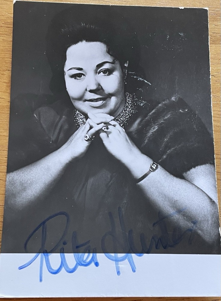 British Soprano Rita Hunter Autograph Photo