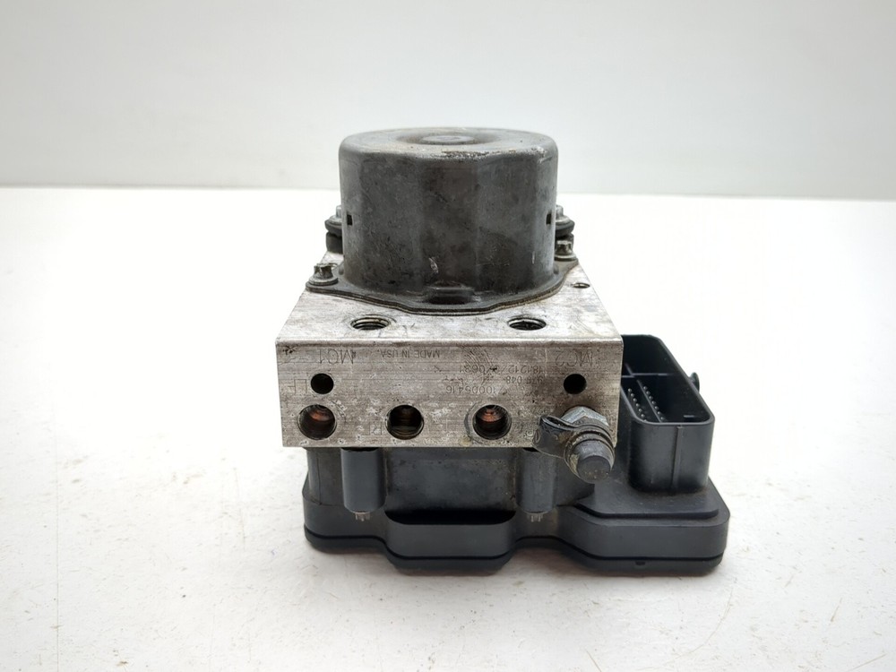 14-19 Can Am Spyder Rt SE6 ABS Pump 2265106527