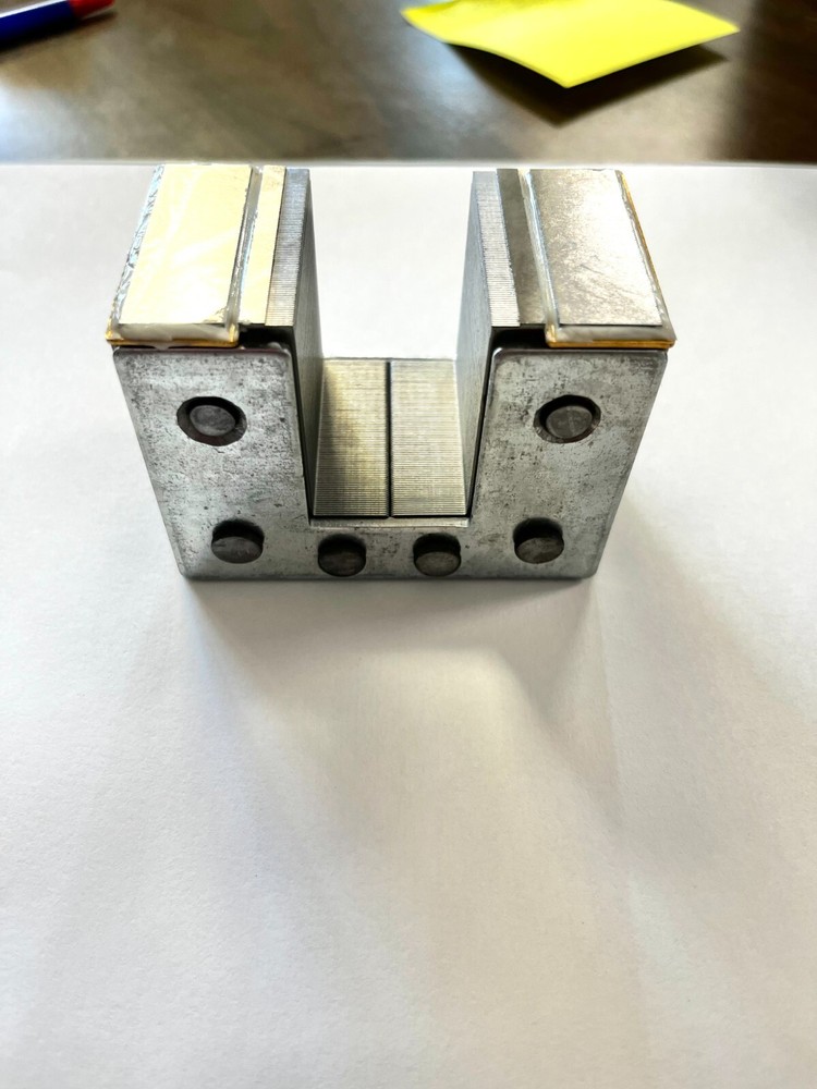48-1030-2 Cutler Hammer Equal