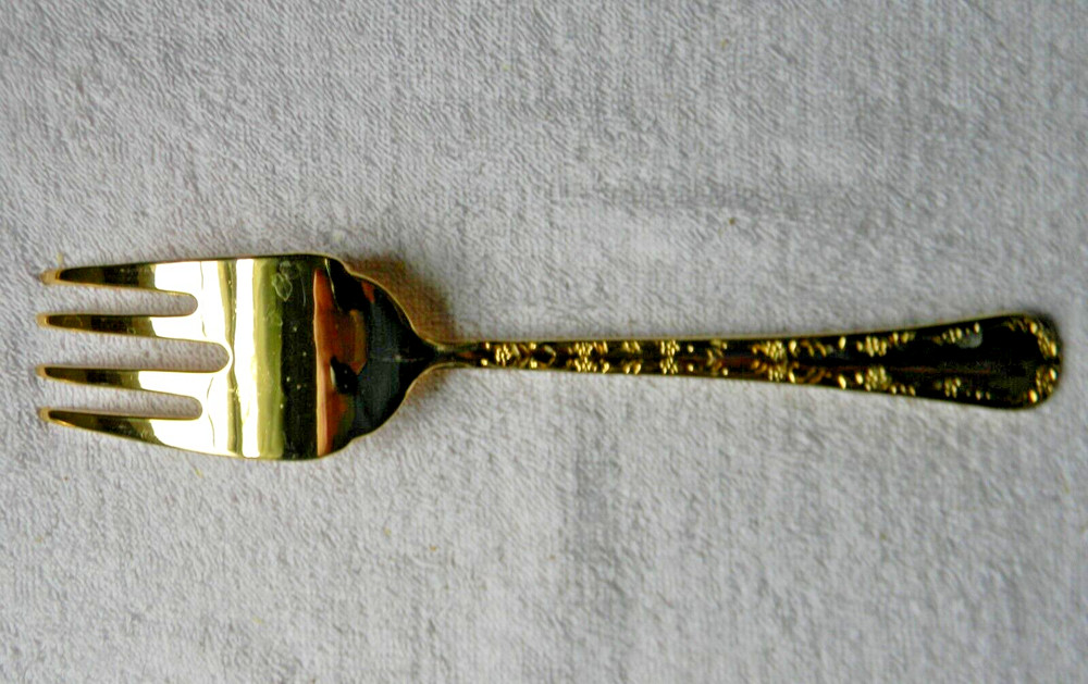Wm Rogers & Son Cold Meat Fork ~ ENCHANTED ROSE ~ Gold Plated