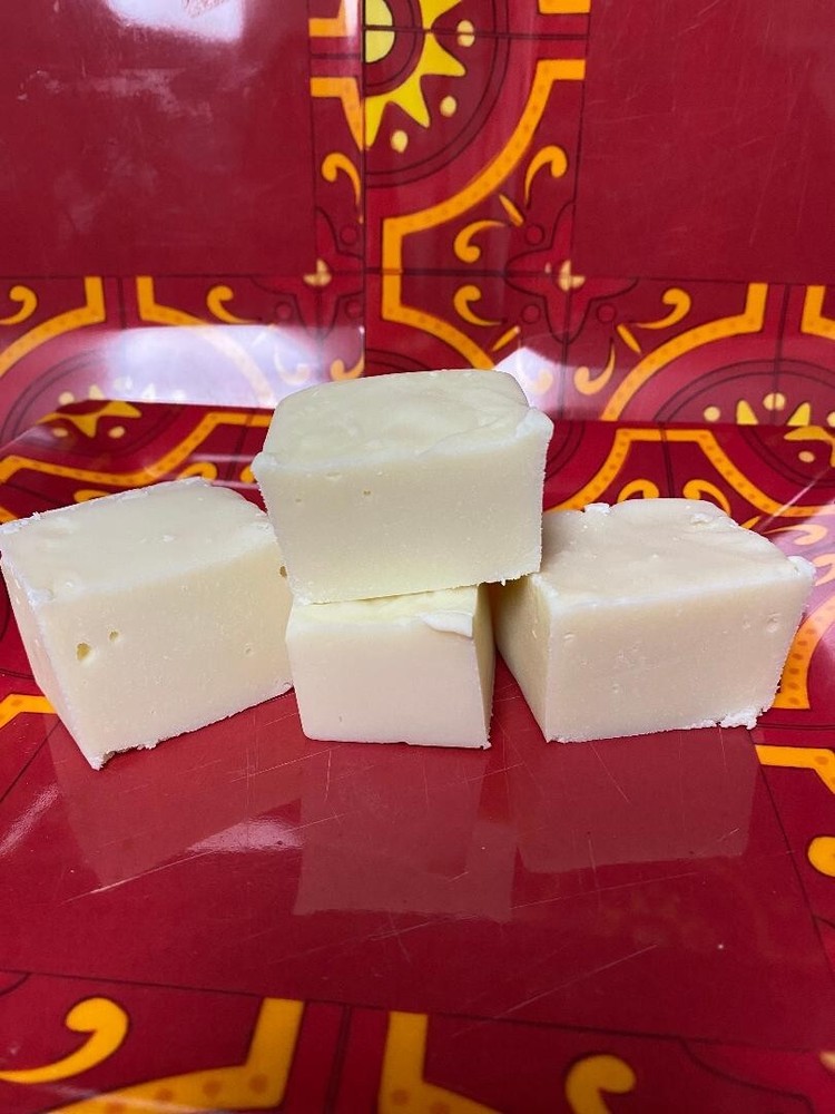 White Chocolate Fudge *nut free* 1/2 pound