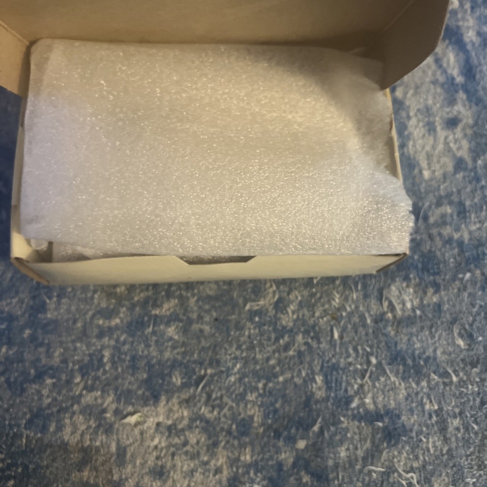 Robertshaw 9515 Non-Programmable Thermostat