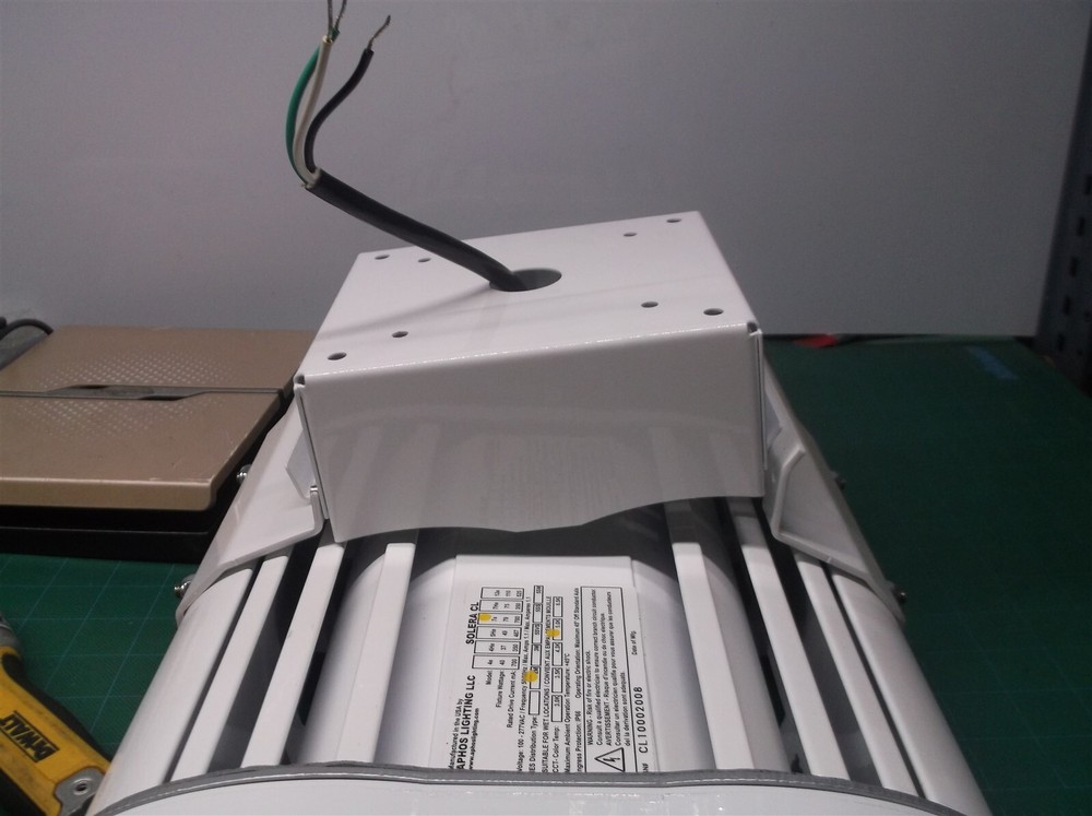 Aphos Lighting Solera 7e 79w 5000k LED Canopy Light
