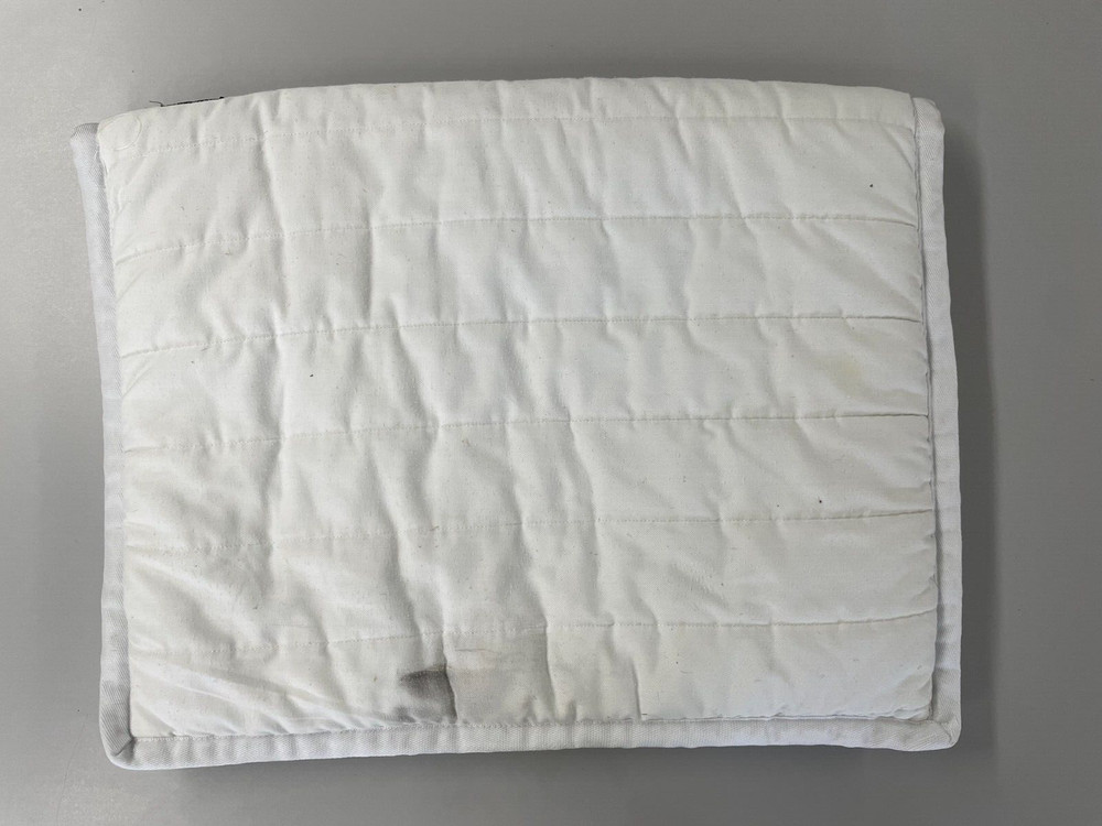 Dover saddle pad square quilt white