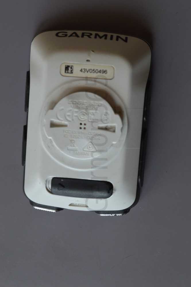 Rubber button Garmin Edge 520 (E52N) Glue to back case