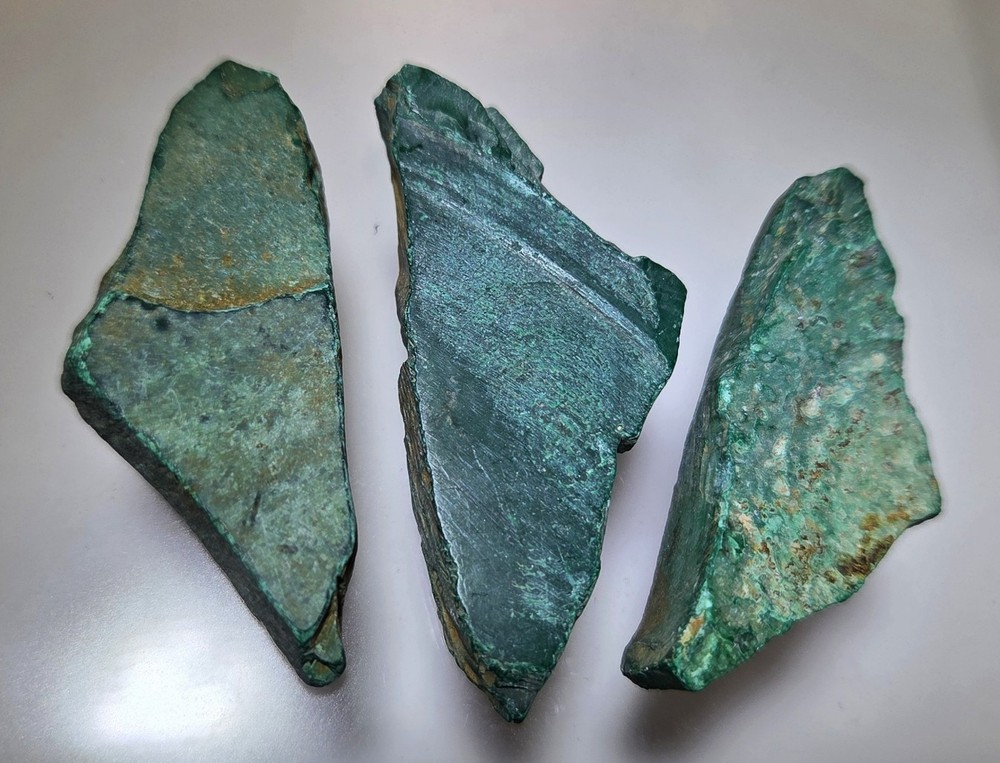3 Malachite Mini Slabs    54.8  grams   SCM005