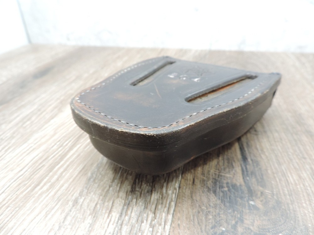 Tex Shoemaker & Sons Brown Leather Handcuff Holder 204