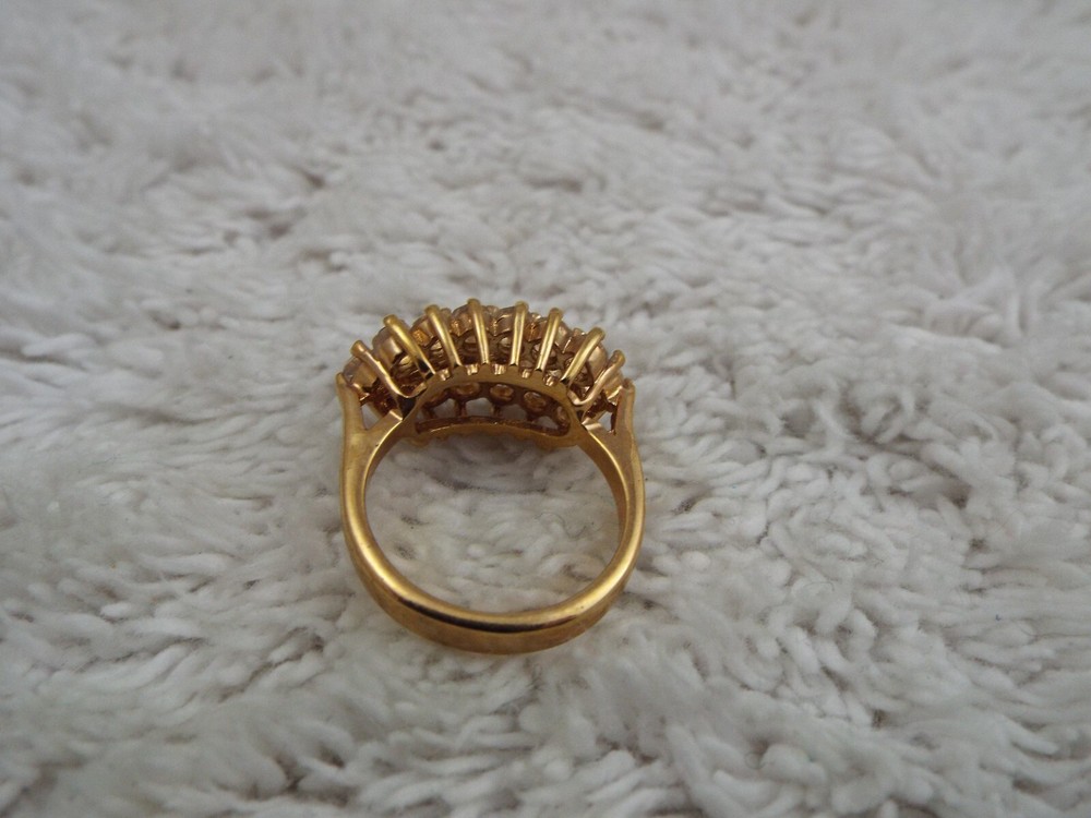 Goldtone Rhinestone Ring ~ Size 4.5 (C46)