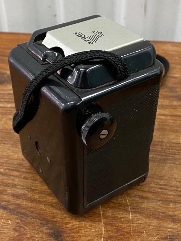Vintage Argus ArgoFlex Seventy Five Box Camera