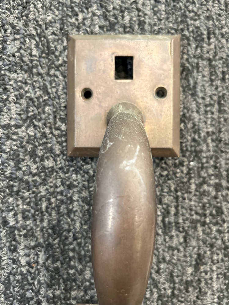 Vintage SOLID BRASS Large EXTERIOR FRONT DOOR PULL HANDLE 8 7/8”