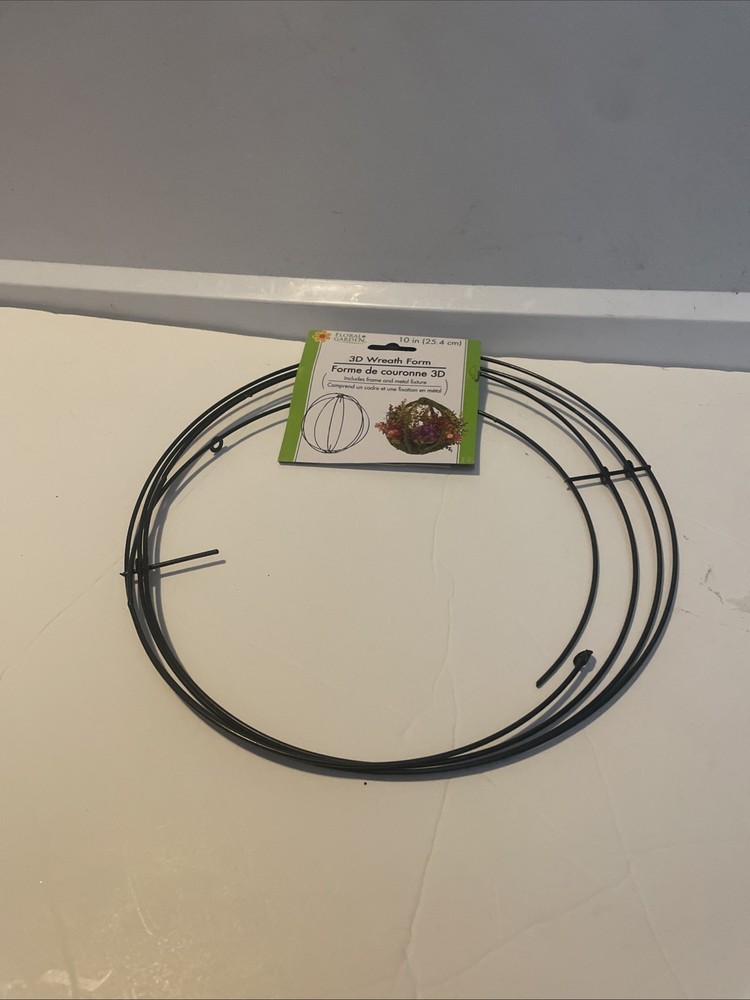 Metal Wreath Frame Hart Hollow Wire