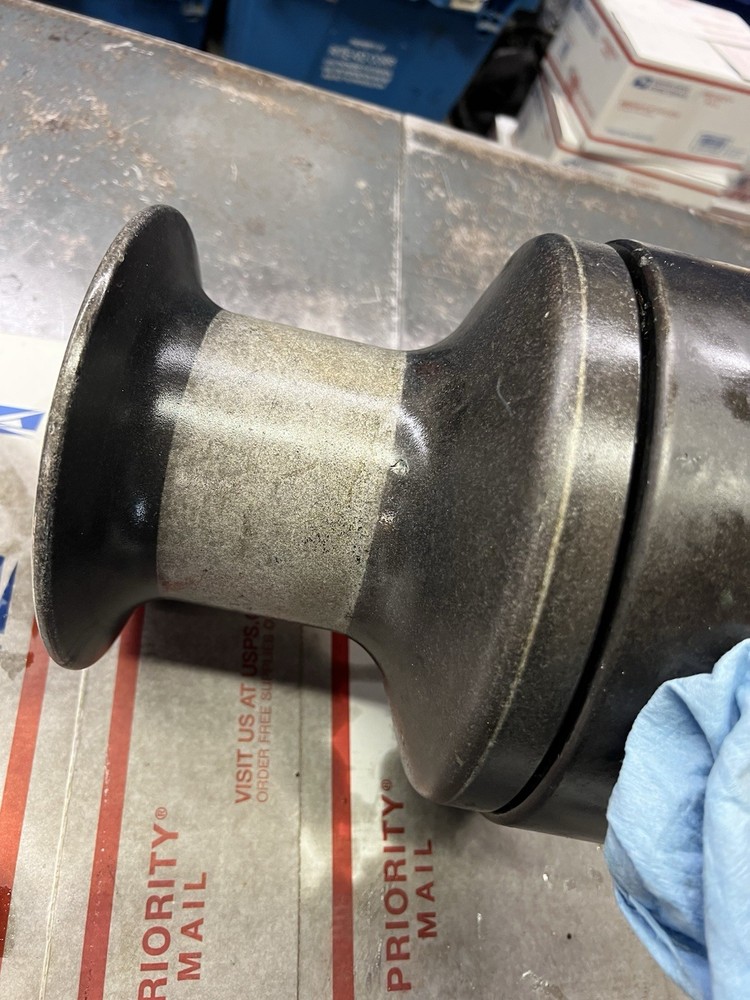 Barient 28 sailboat winch
