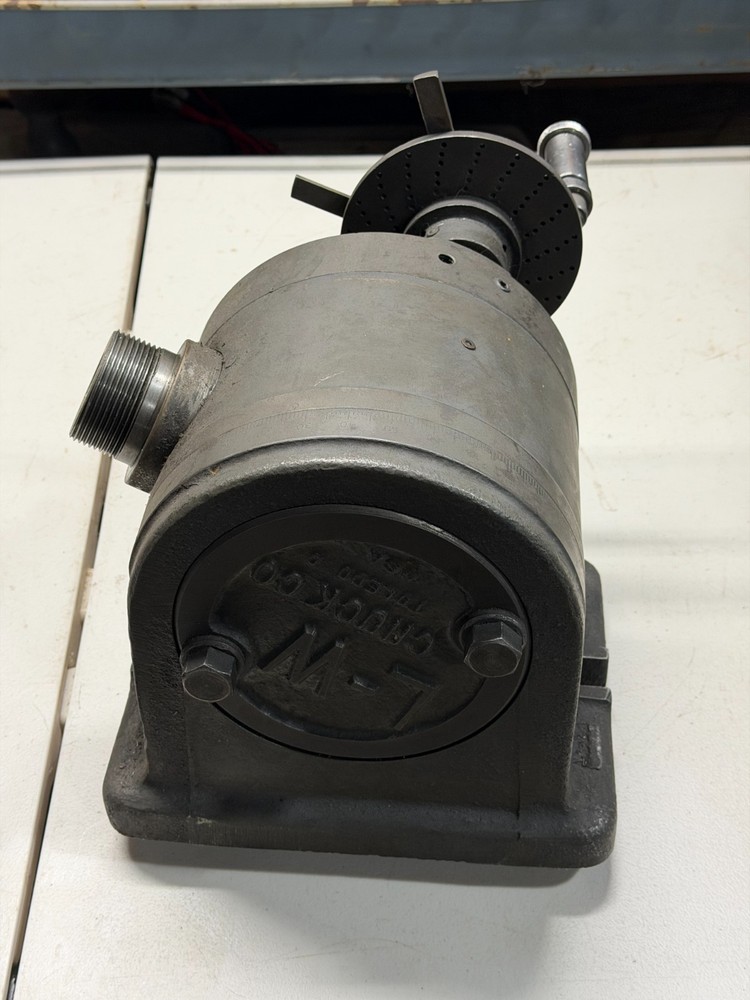 L W Chuck Co dividing head
