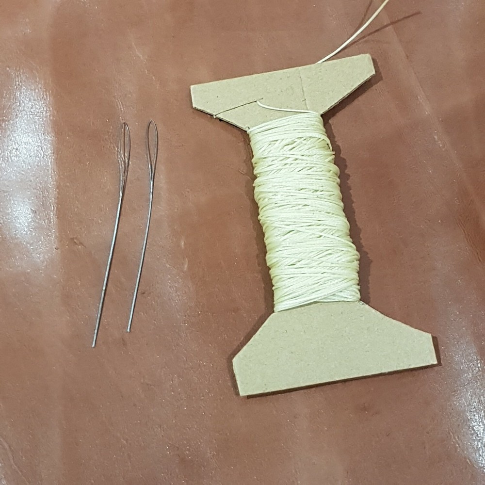 Shoemakers Needle Wax Thread Wire Needles Bristles Hand Sewing Leather Work