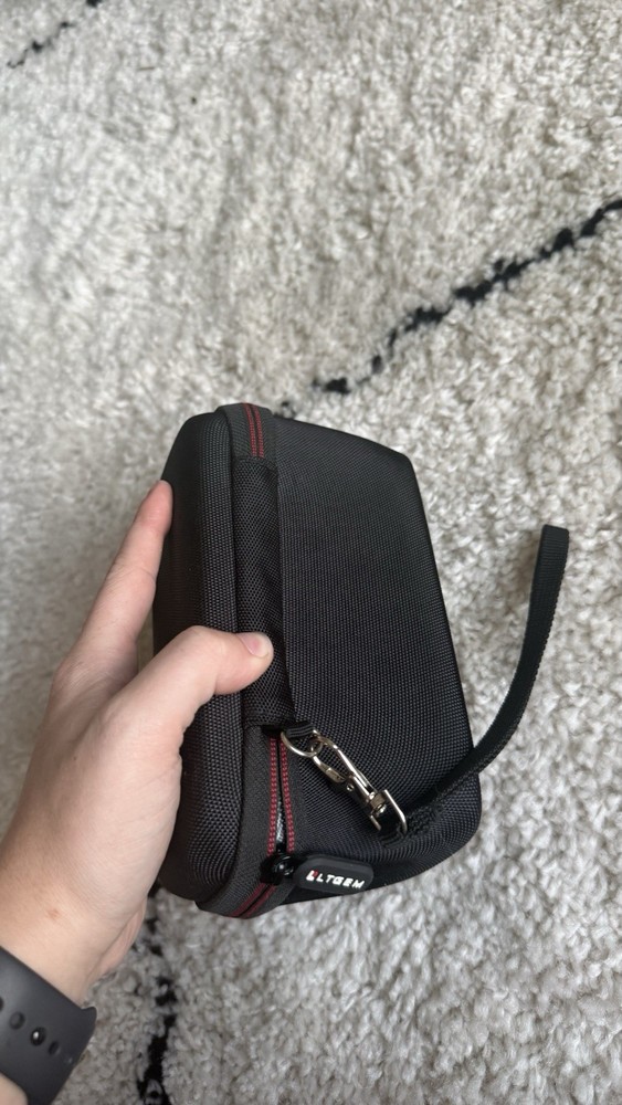 DVC Camera And Recorder Comes With Bag And Extra Battery