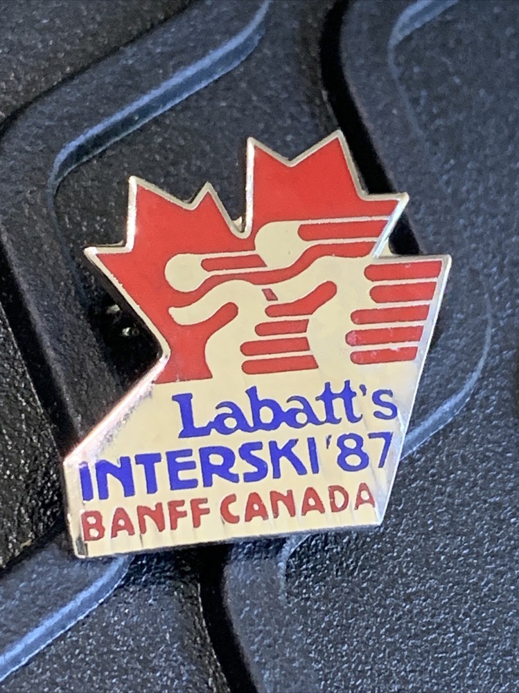 Labatt's Interski '87 Banff BC Canada Ski Pin .75”