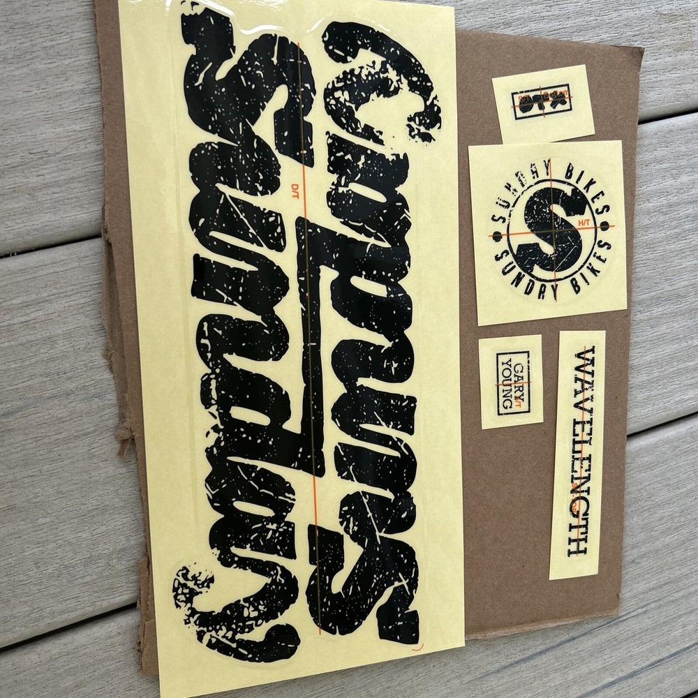 SUNDAY WAVELENGTH FRAME STICKER KIT GLOSSY Black