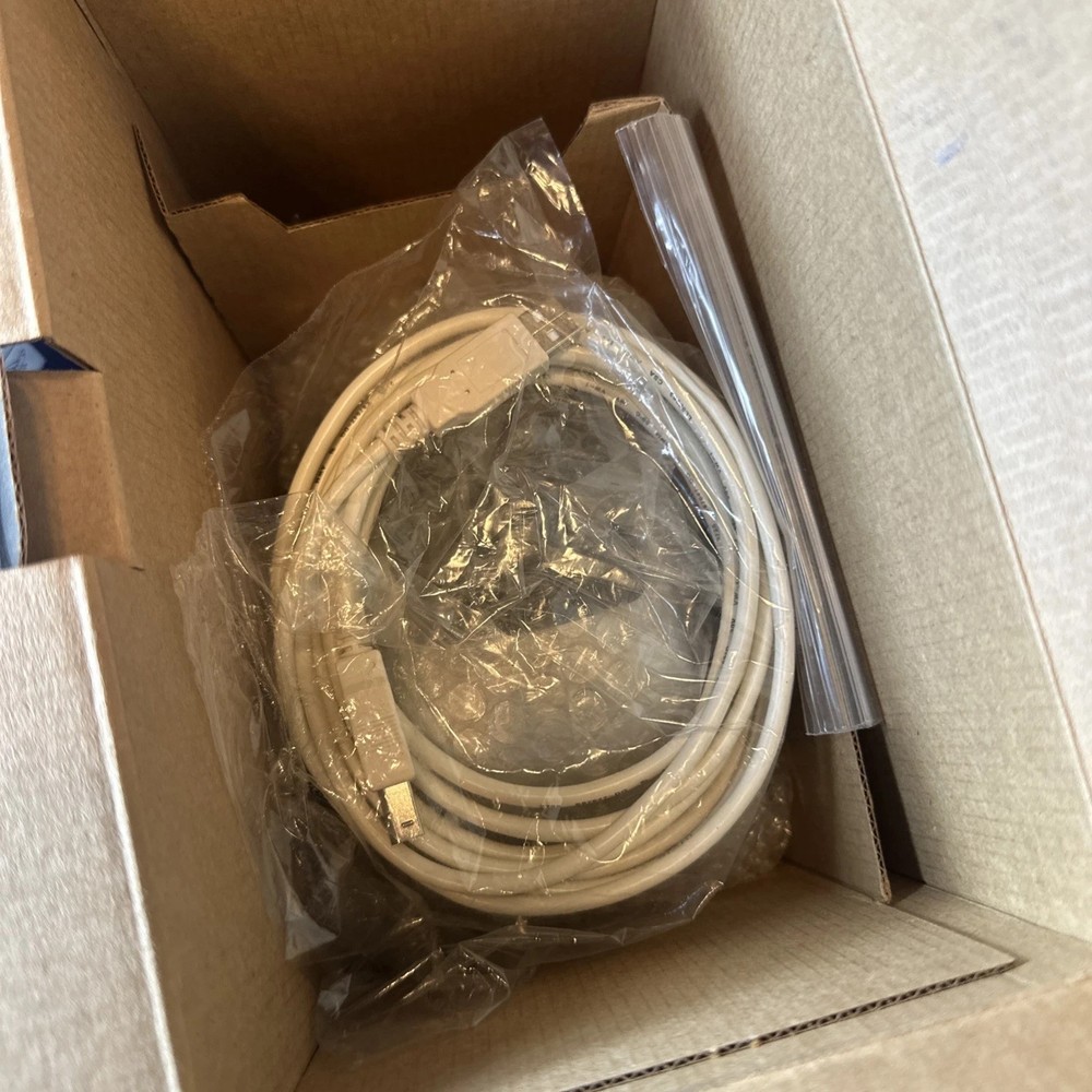 NEW Dymo LabelWriter 320 Thermal Label Printer