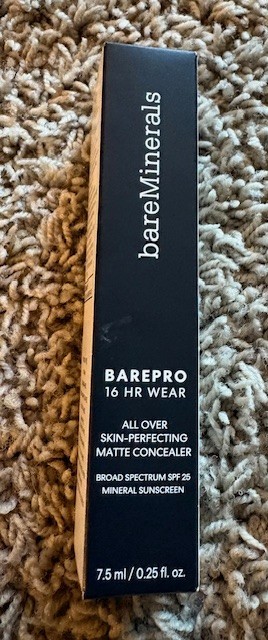 BareMinerals BarePRO 16 HR Full Coverage Concealer Medium Neutral NEW 300