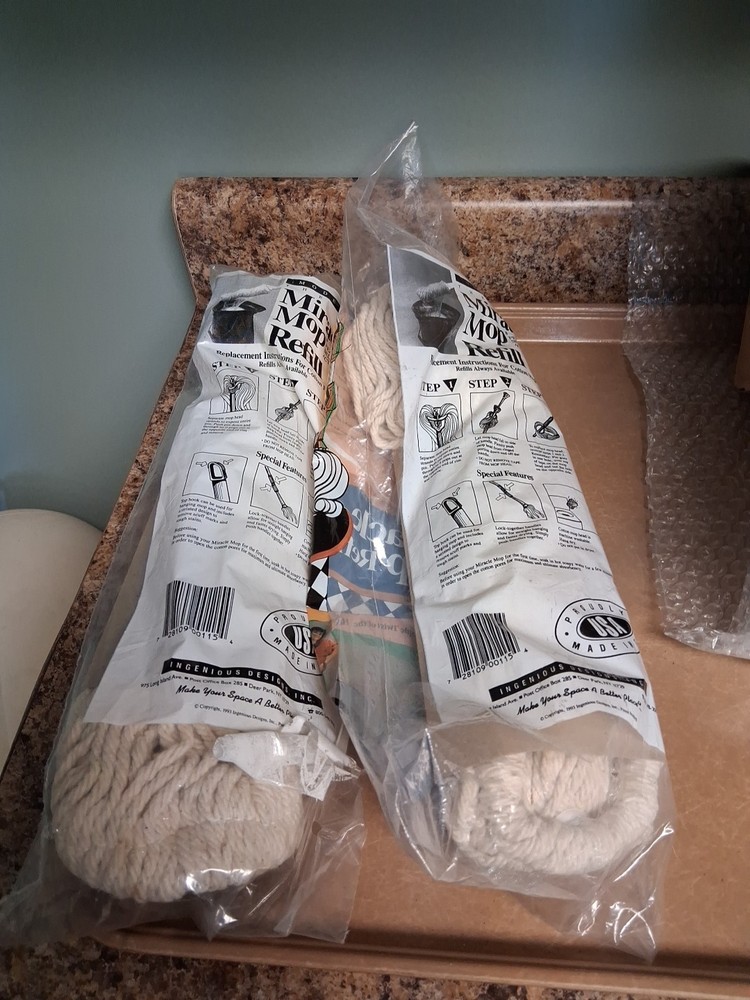 2 Miracle Mop Refill Replacement Mop Heads Original Packaging - New