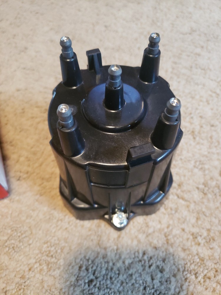 New Standard Motor Products DR-461 Distributor Cap