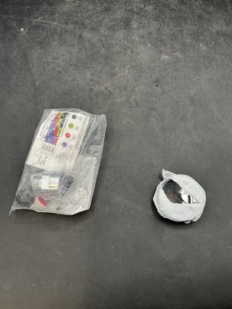 EcoSmart ECO 27 Tankless Electric Water Heater - White (READ)