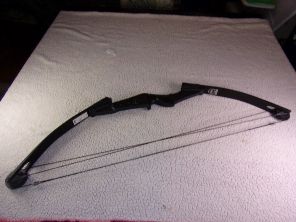Darton SL30 Right Hand Compound Bow Very good