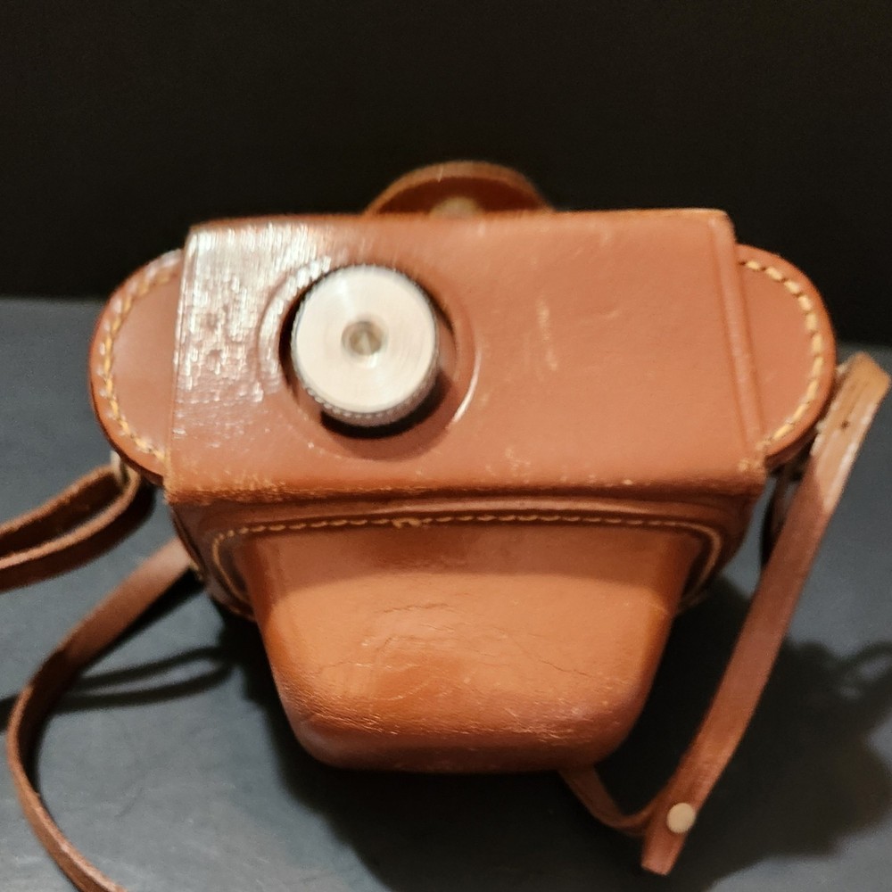 Kodak Signet 35 Camera w Leather Case Untested