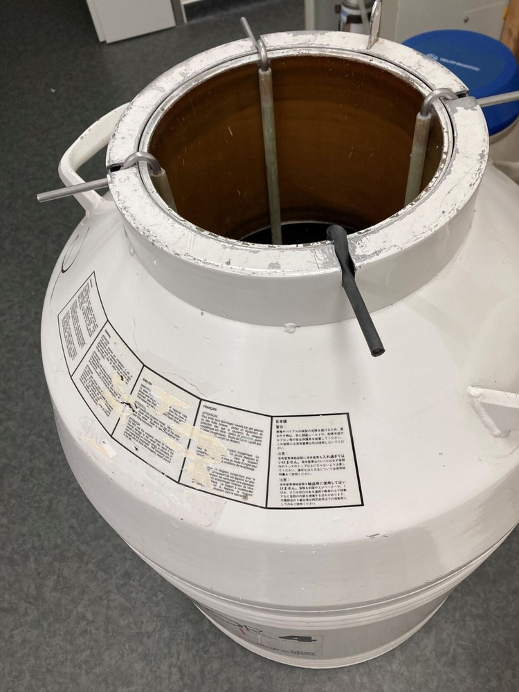 Thermolyne Locator 4 Cryobiological Storage Vessel