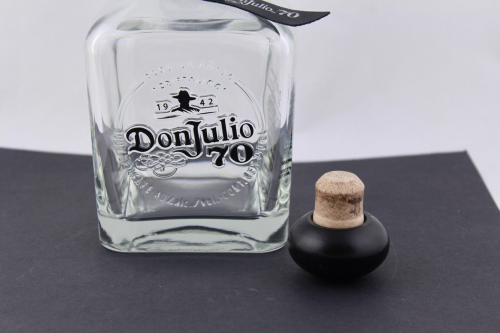 TEQUILA DON JULIO 70 EMPTY BOTTLE AND BOX – MINT