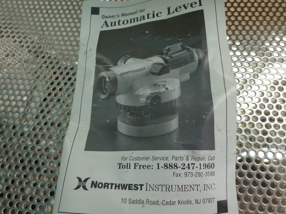 Northwest NAL-26 Automatic Level with Case and Manual