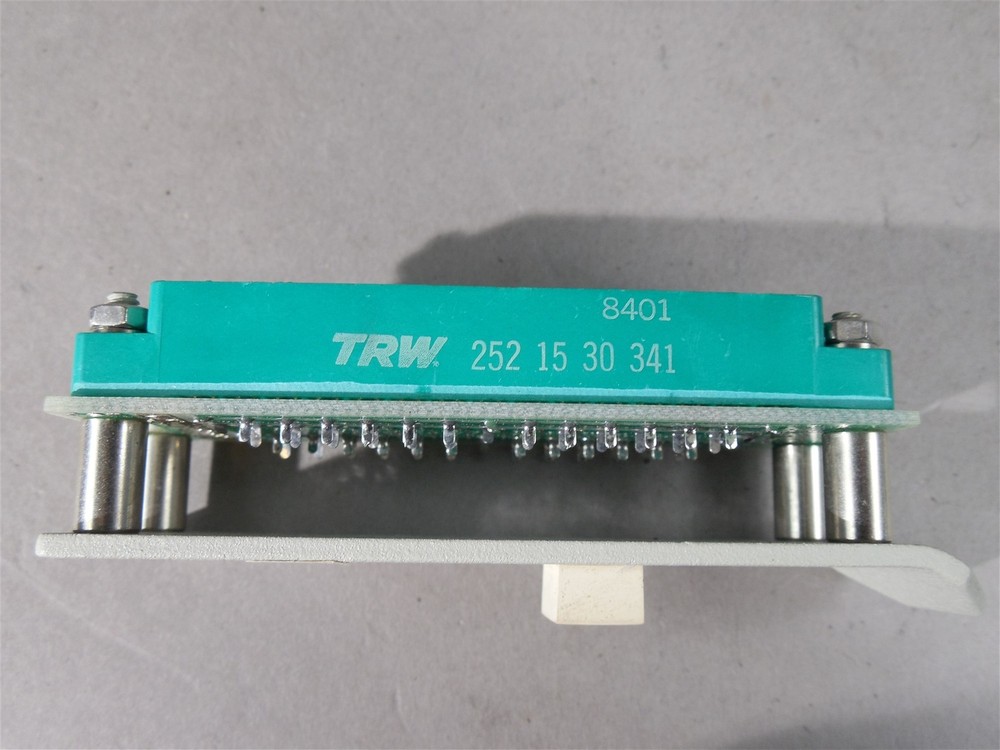 Hewlett Packard 02640-60194 Controller Connector Assembly HP - NOS