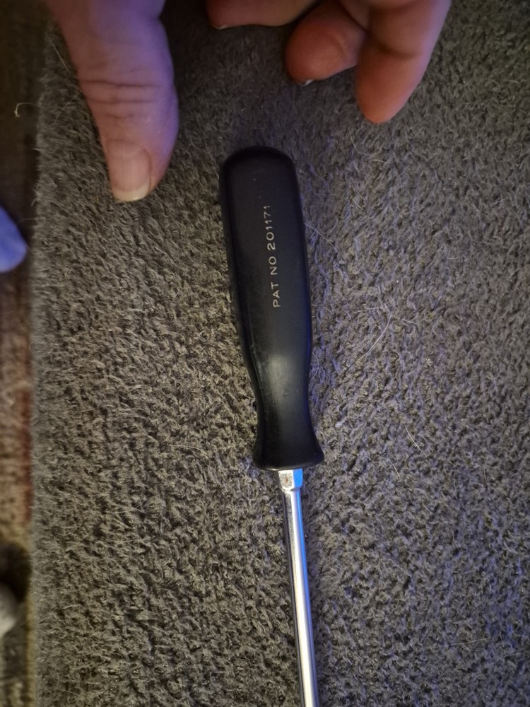 Snap-on Tools #2 Phillips Tip Screwdriver, Black Shaft/Handle, SSDP42