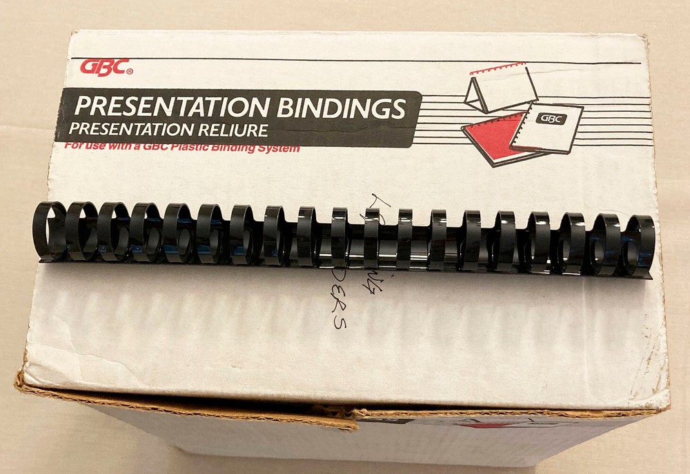 85 GBC Plastic Binding Combs Presentation Binder Spines 1 inch 19 Ring Black