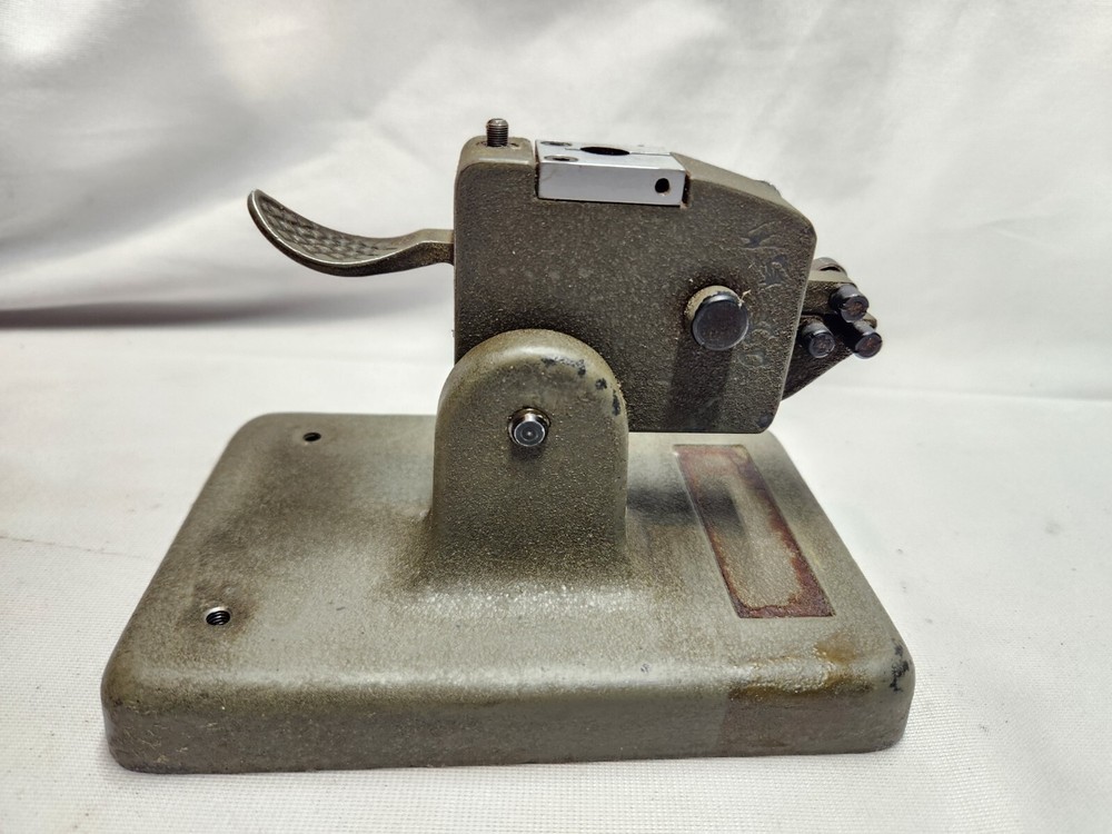 Pratt and Whitney Tri Roll Thread Comparator Frame No. 2 W/ Rolls 6-32