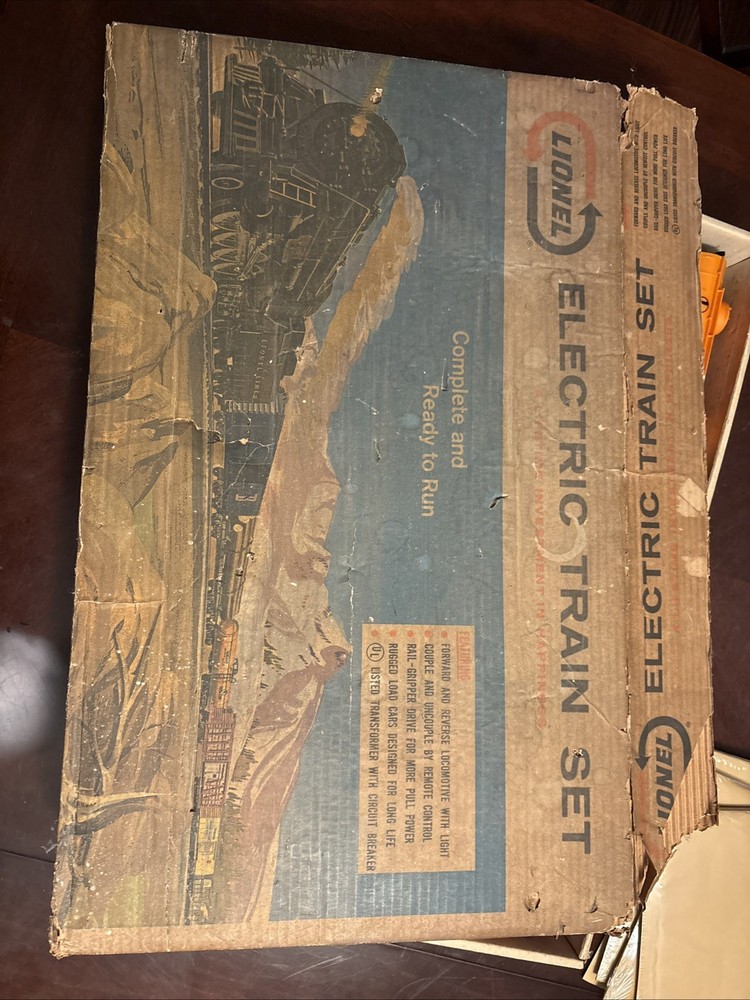 LIONEL 6-UNIT STEAM FREIGHT SET In Original Box not tested