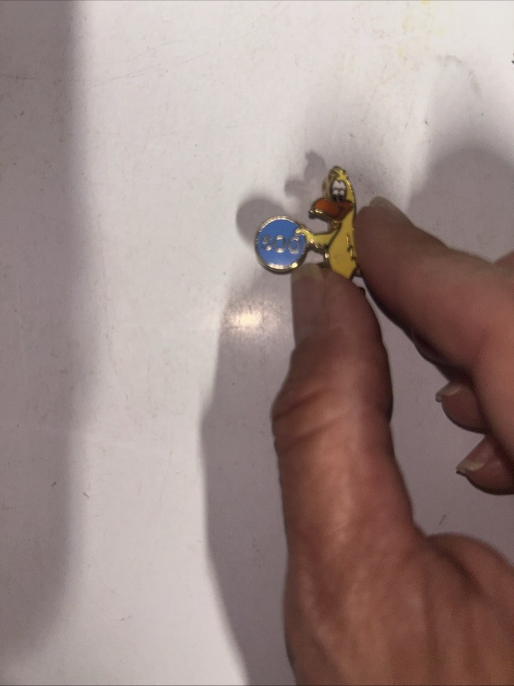 Vintage Bowling 525 Chicken Pin