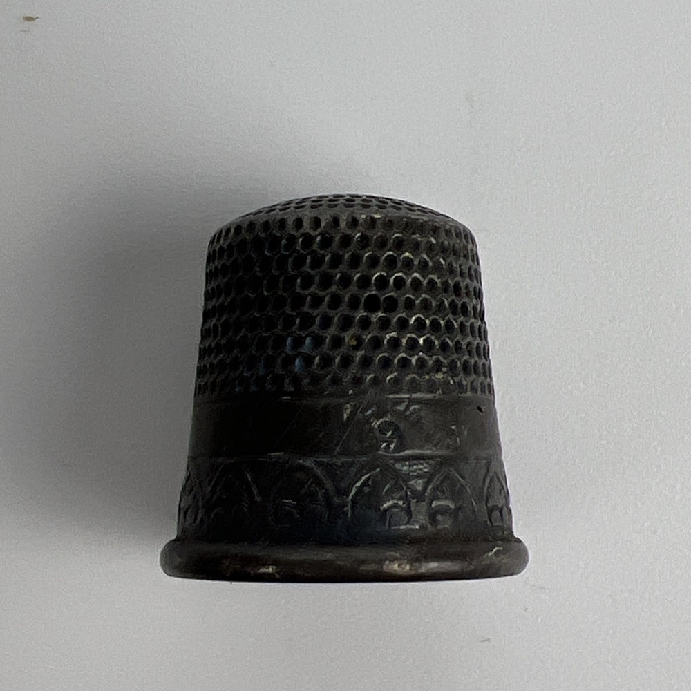 Sterling Silver Antique Sewing Thimble Size 9 Ornate Pattern