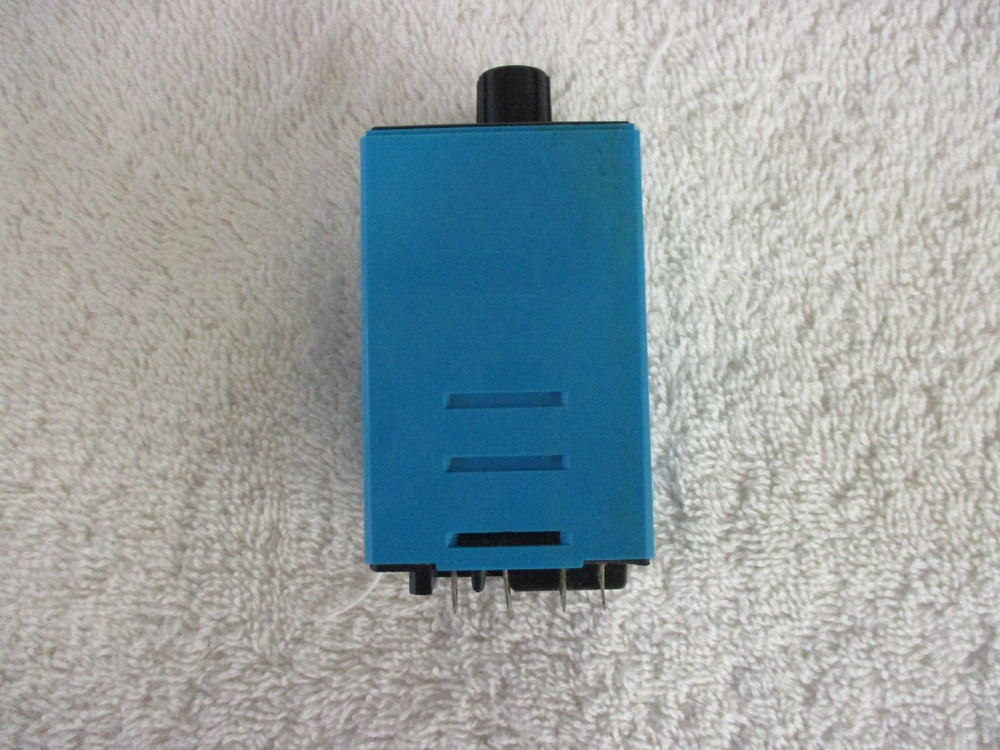 idec Electronic Timer 120VAC RTE-B12