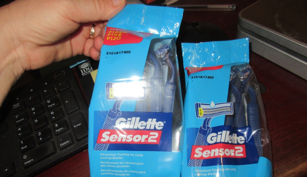 10 Gillette Sensor2 Lubristrip Fixed Head Disposable Razors