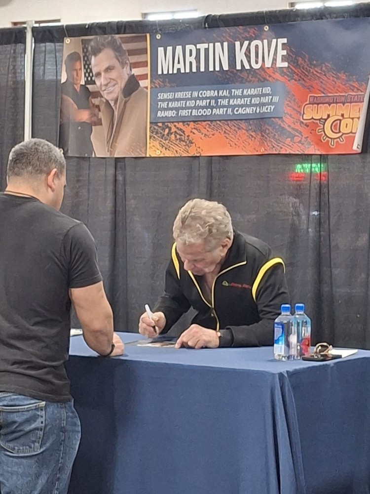 martin kove signed Paper Sheet!