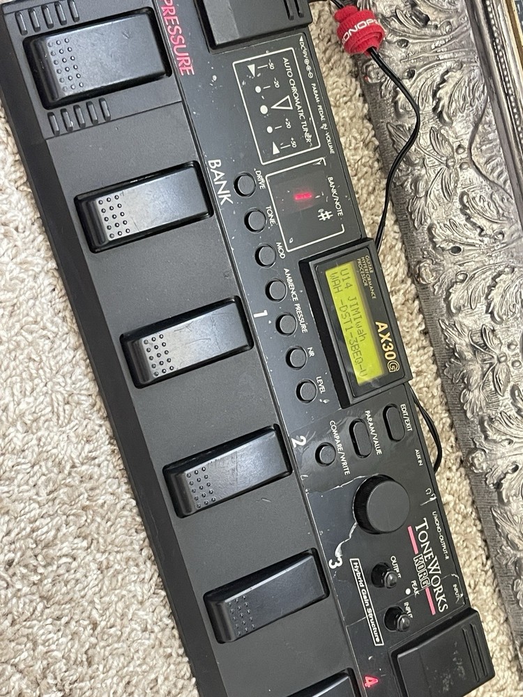 ✨Korg ToneWorks AX30G✨ Multi Effects Pedal W/PSU Working!