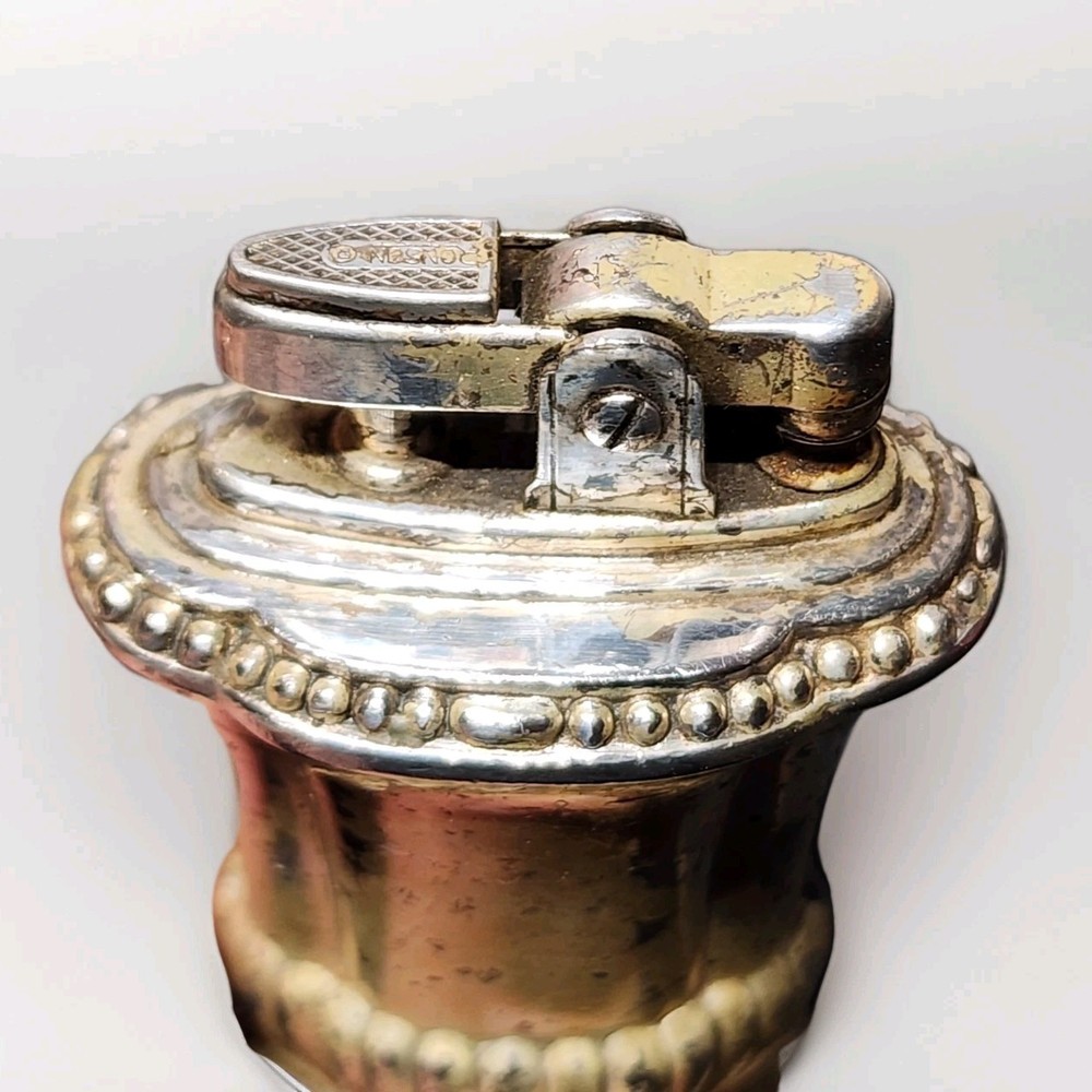 Vintage Ronson Mayfair Silverplate Table Lighter