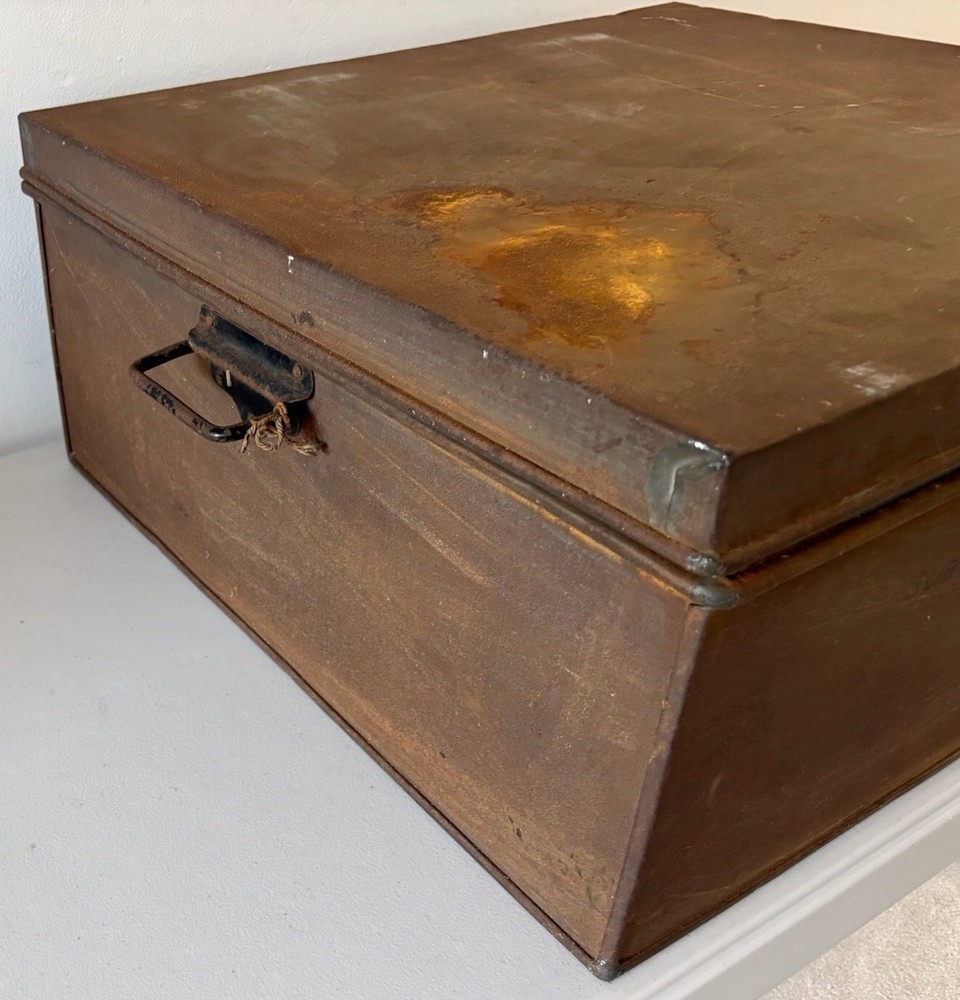 WW2 Storage Trunk