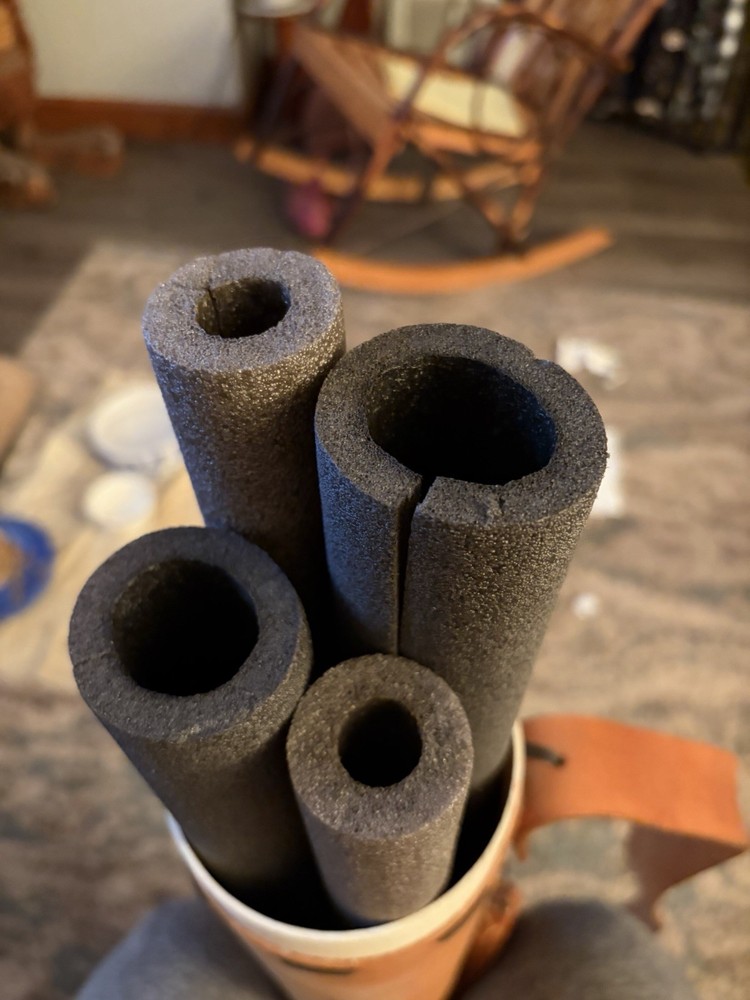 CUSTOM POOL CUE OR ARROW CASE