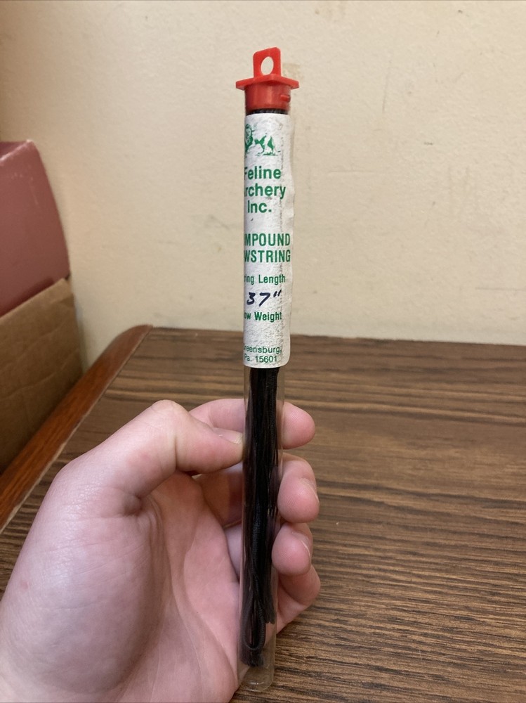Vintage Feline Archery 37” Compound Bowstring NOS
