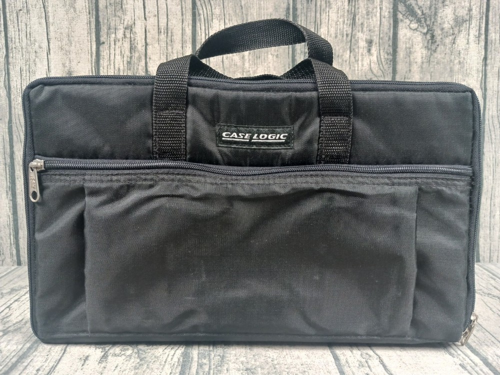 Vintage CASE LOGIC (30) Cassette Carry Case, Soft Side, Black - Pre-Owned, Good
