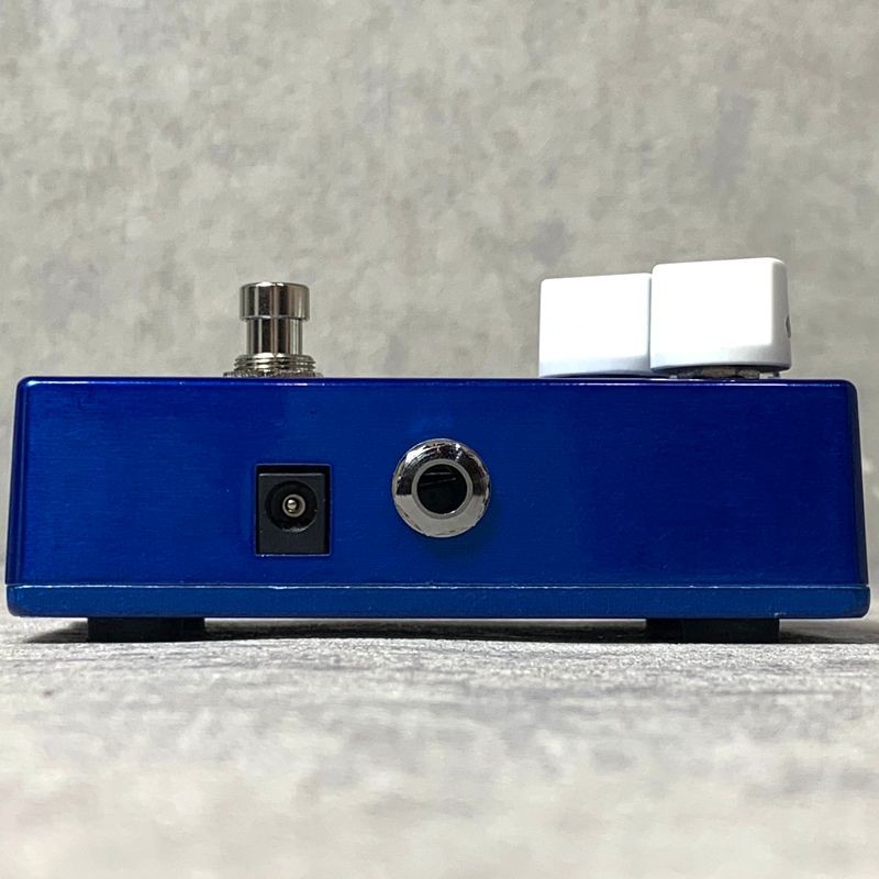 MAD PROFESSOR Deep Blue Delay Pedal Effects Blue Used