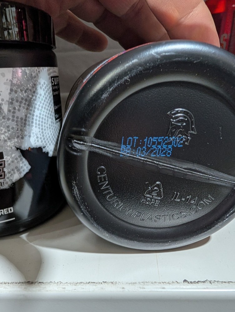 Nutrex Outrage Pre-Workout Fruit 30 Serv PLUS Nutrex 300 Gram Creatine Unflavor